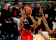 包含黄蜂绝杀时刻，独行侠点燃赛场，哈登迎来胜利！的词条