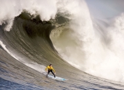 C罗新星出色发挥表现突出，G2前途光明！全场沸腾不已